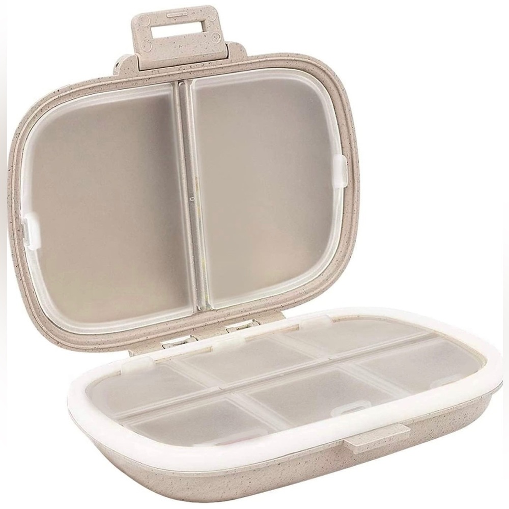 NWOT Pill Organizer